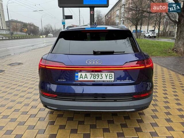 Синий Ауди E-Tron, объемом двигателя 0 л и пробегом 57 тыс. км за 28700 $, фото 3 на Automoto.ua