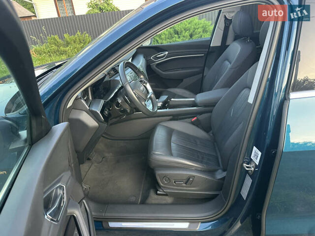 Синій Ауді E-Tron, об'ємом двигуна 0 л та пробігом 104 тис. км за 23800 $, фото 54 на Automoto.ua