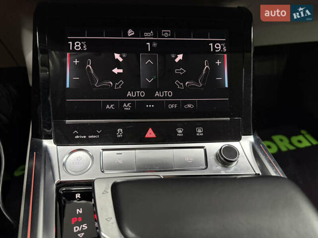 Синій Ауді E-Tron, об'ємом двигуна 0 л та пробігом 113 тис. км за 33000 $, фото 17 на Automoto.ua