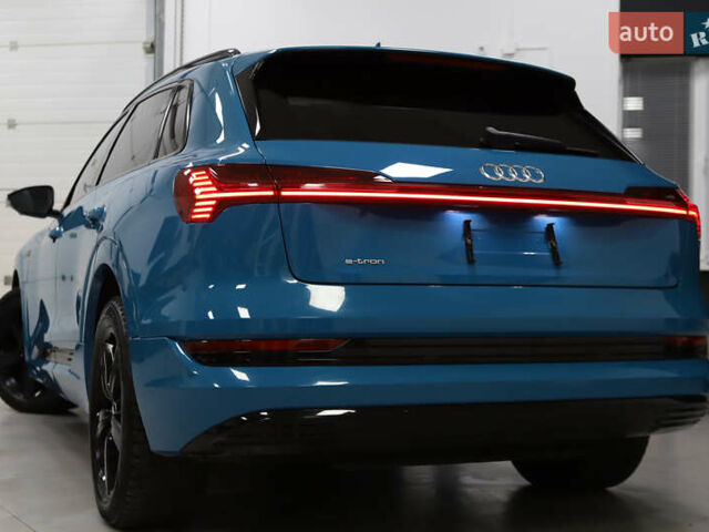 Синий Ауди E-Tron, объемом двигателя 0 л и пробегом 80 тыс. км за 28900 $, фото 4 на Automoto.ua