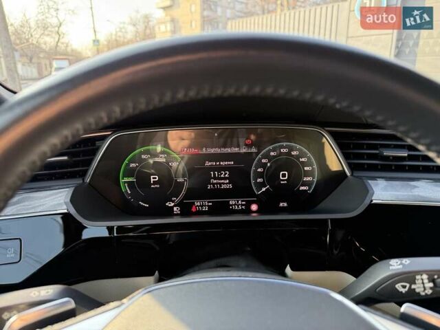 Синій Ауді E-Tron, об'ємом двигуна 0 л та пробігом 56 тис. км за 34000 $, фото 13 на Automoto.ua