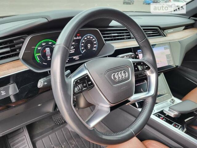 Синий Ауди E-Tron, объемом двигателя 0 л и пробегом 69 тыс. км за 35000 $, фото 3 на Automoto.ua