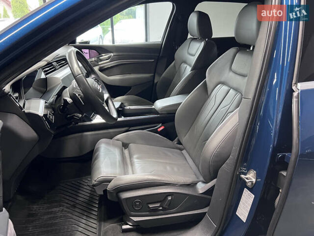Синий Ауди E-Tron, объемом двигателя 0 л и пробегом 299 тыс. км за 23490 $, фото 38 на Automoto.ua