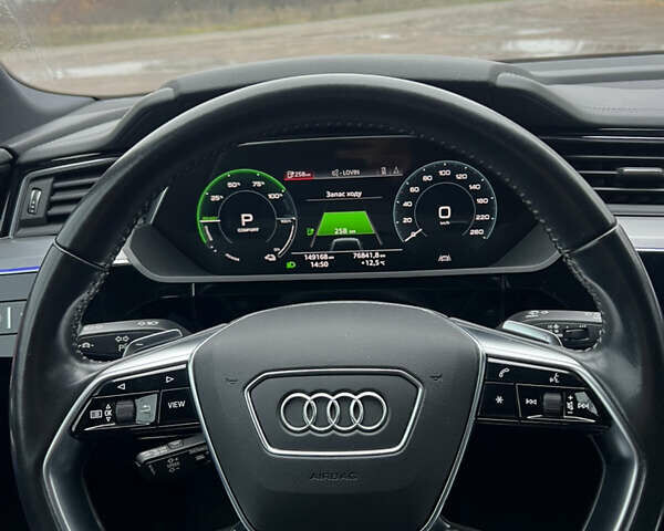 Синий Ауди E-Tron, объемом двигателя 0 л и пробегом 150 тыс. км за 28500 $, фото 6 на Automoto.ua