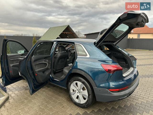 Синий Ауди E-Tron, объемом двигателя 0 л и пробегом 122 тыс. км за 28900 $, фото 13 на Automoto.ua