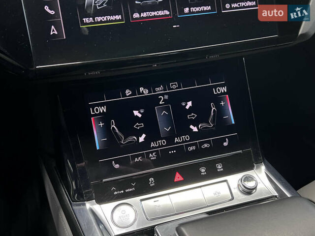 Синий Ауди E-Tron, объемом двигателя 0 л и пробегом 299 тыс. км за 23490 $, фото 53 на Automoto.ua