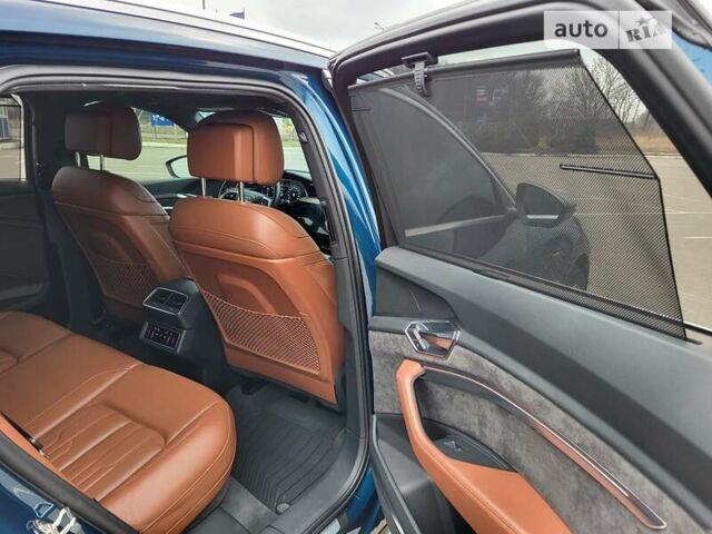 Синий Ауди E-Tron, объемом двигателя 0 л и пробегом 69 тыс. км за 35000 $, фото 35 на Automoto.ua