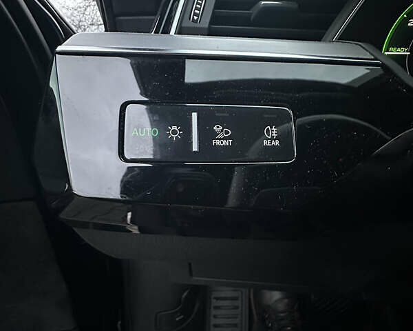 Синий Ауди E-Tron, объемом двигателя 0 л и пробегом 122 тыс. км за 28900 $, фото 9 на Automoto.ua