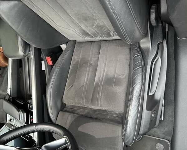 Синий Ауди E-Tron, объемом двигателя 0 л и пробегом 57 тыс. км за 28700 $, фото 1 на Automoto.ua