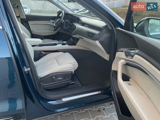 Синій Ауді E-Tron, об'ємом двигуна 0 л та пробігом 30 тис. км за 29900 $, фото 25 на Automoto.ua