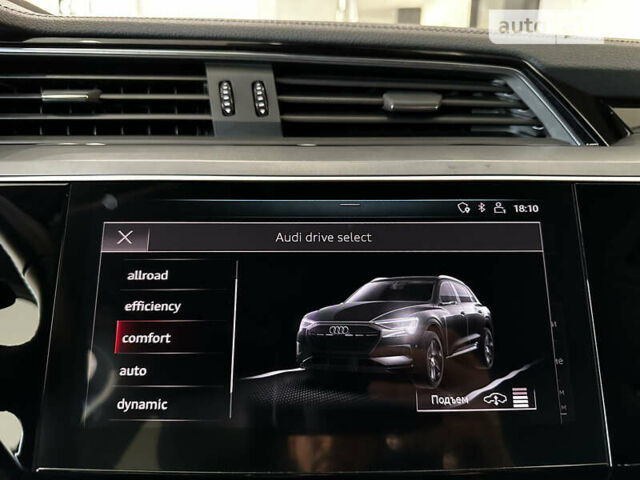 Синій Ауді E-Tron, об'ємом двигуна 0 л та пробігом 39 тис. км за 45500 $, фото 22 на Automoto.ua