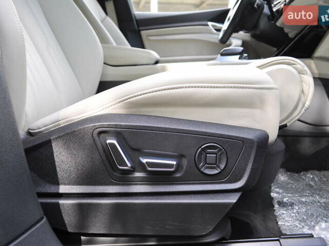 Синий Ауди E-Tron, объемом двигателя 0 л и пробегом 79 тыс. км за 34000 $, фото 103 на Automoto.ua