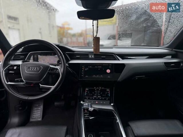 Синий Ауди E-Tron, объемом двигателя 0 л и пробегом 170 тыс. км за 28500 $, фото 25 на Automoto.ua
