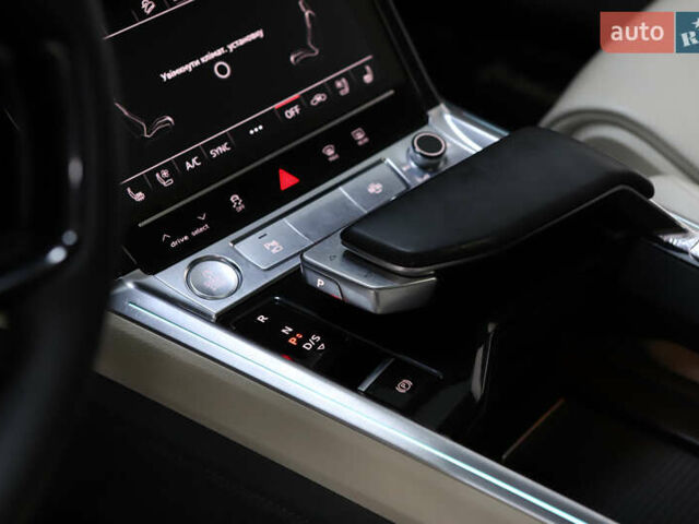 Синий Ауди E-Tron, объемом двигателя 0 л и пробегом 80 тыс. км за 28900 $, фото 80 на Automoto.ua