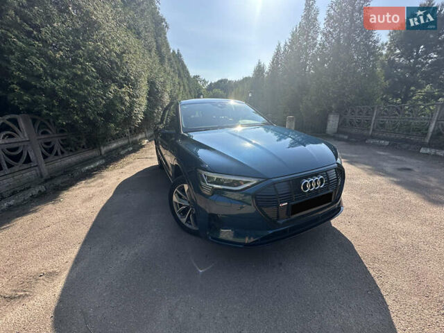 Синий Ауди E-Tron, объемом двигателя 0 л и пробегом 112 тыс. км за 29500 $, фото 9 на Automoto.ua