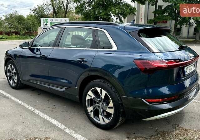 Синий Ауди E-Tron, объемом двигателя 0 л и пробегом 86 тыс. км за 34000 $, фото 7 на Automoto.ua