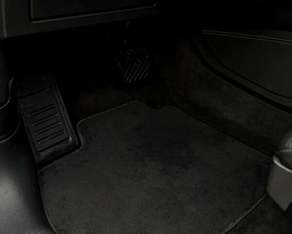 Синий Ауди E-Tron, объемом двигателя 0 л и пробегом 119 тыс. км за 29990 $, фото 36 на Automoto.ua