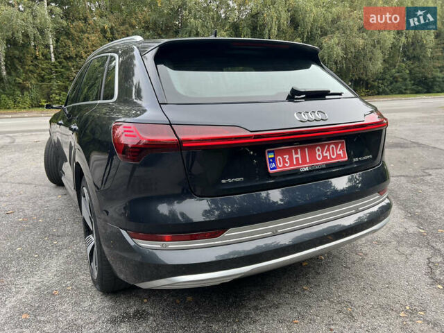 Синий Ауди E-Tron, объемом двигателя 0 л и пробегом 146 тыс. км за 25500 $, фото 7 на Automoto.ua