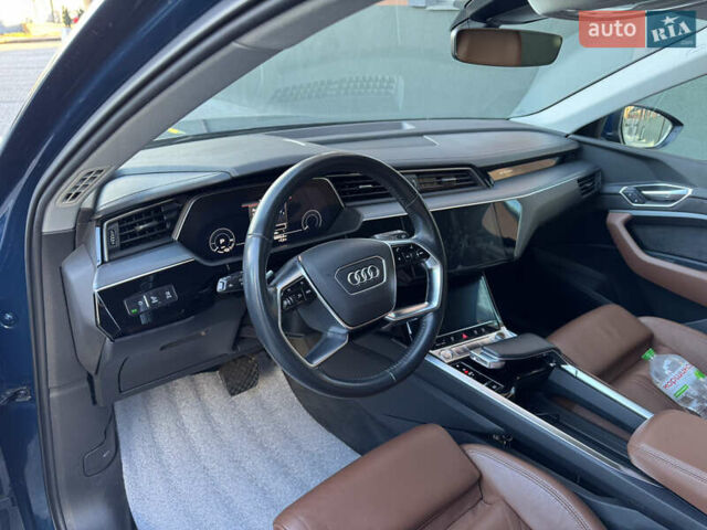 Синій Ауді E-Tron, об'ємом двигуна 0 л та пробігом 226 тис. км за 22999 $, фото 18 на Automoto.ua