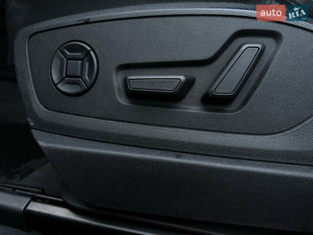 Синій Ауді E-Tron, об'ємом двигуна 0 л та пробігом 135 тис. км за 25800 $, фото 81 на Automoto.ua