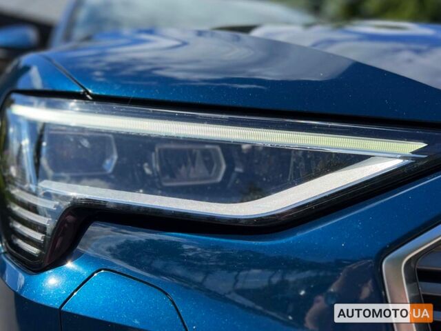 Синий Ауди E-Tron, объемом двигателя 95 л и пробегом 118 тыс. км за 35800 $, фото 8 на Automoto.ua