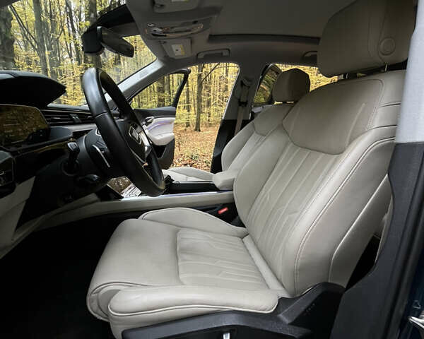Синий Ауди E-Tron, объемом двигателя 0 л и пробегом 59 тыс. км за 33900 $, фото 6 на Automoto.ua