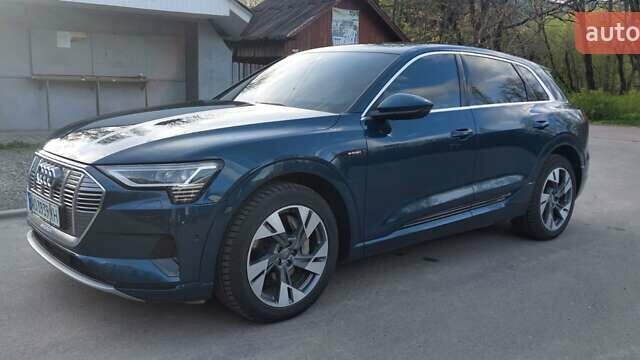Синий Ауди E-Tron, объемом двигателя 0 л и пробегом 142 тыс. км за 25400 $, фото 11 на Automoto.ua