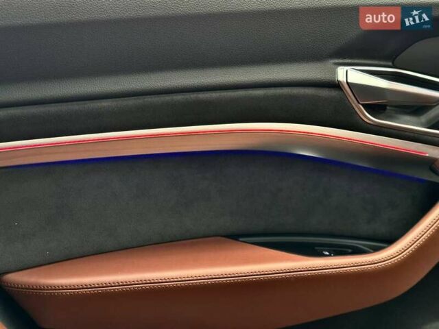 Синий Ауди E-Tron, объемом двигателя 0 л и пробегом 38 тыс. км за 35900 $, фото 17 на Automoto.ua