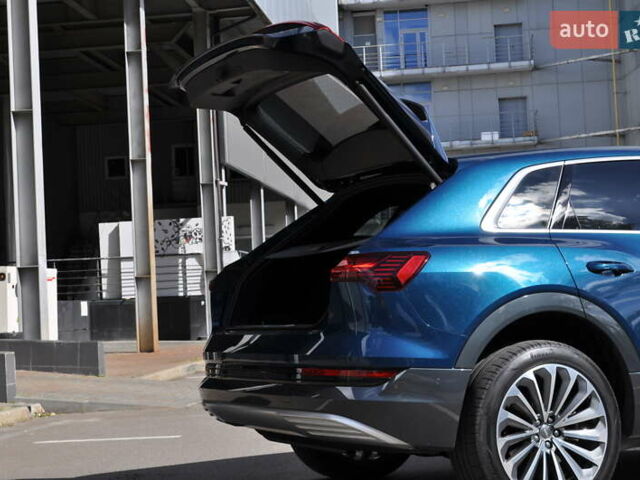 Синий Ауди E-Tron, объемом двигателя 0 л и пробегом 79 тыс. км за 34000 $, фото 42 на Automoto.ua