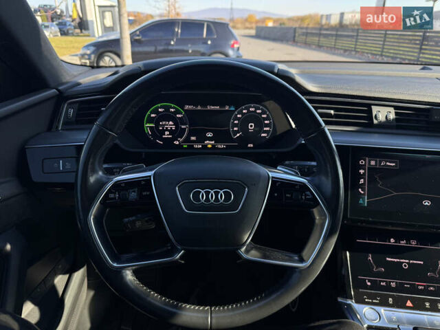 Синий Ауди E-Tron, объемом двигателя 0 л и пробегом 133 тыс. км за 23900 $, фото 55 на Automoto.ua