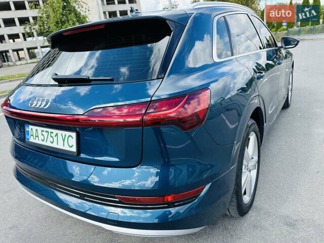 Ауді E-Tron 2019 у Тернополі на Automoto.ua Синій Ауді E-Tron, об'ємом двигуна 0 л та пробігом 200 тис. км за 21700 $, фото 14 на Automoto.ua