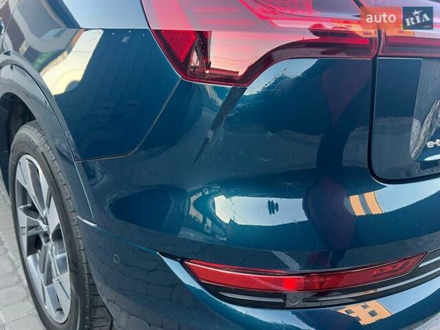 Синий Ауди E-Tron, объемом двигателя 0 л и пробегом 76 тыс. км за 34000 $, фото 14 на Automoto.ua