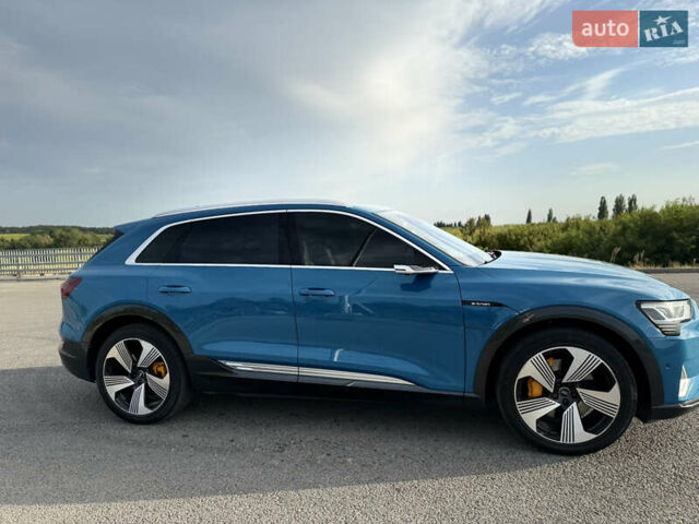 Синий Ауди E-Tron, объемом двигателя 0 л и пробегом 144 тыс. км за 28200 $, фото 2 на Automoto.ua