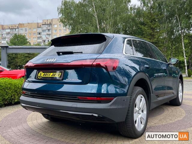 Синий Ауди E-Tron, объемом двигателя 95 л и пробегом 124 тыс. км за 26999 $, фото 6 на Automoto.ua