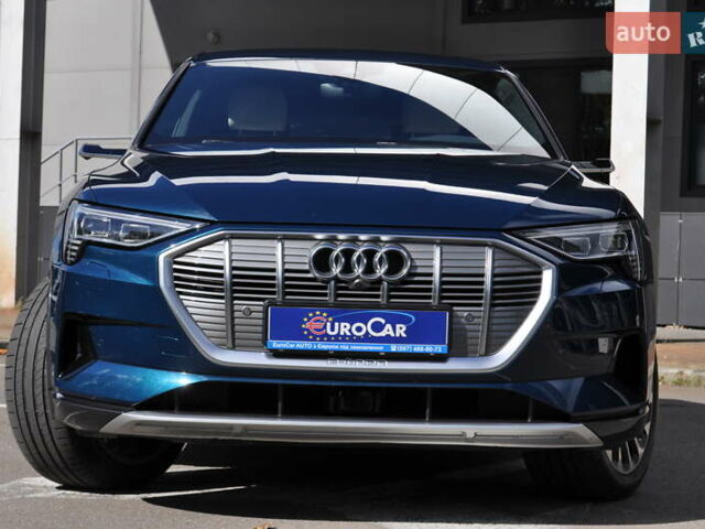 Синий Ауди E-Tron, объемом двигателя 0 л и пробегом 79 тыс. км за 34000 $, фото 2 на Automoto.ua