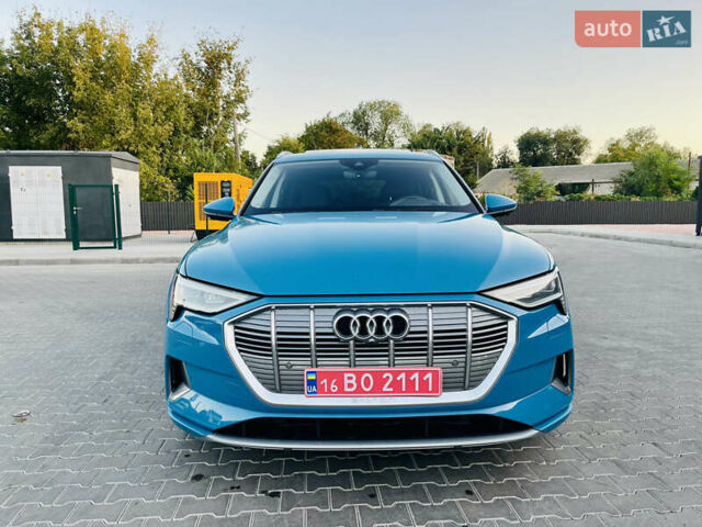 Синій Ауді E-Tron, об'ємом двигуна 0 л та пробігом 97 тис. км за 27900 $, фото 1 на Automoto.ua