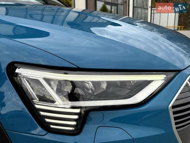 Синий Ауди E-Tron, объемом двигателя 0 л и пробегом 119 тыс. км за 29990 $, фото 9 на Automoto.ua