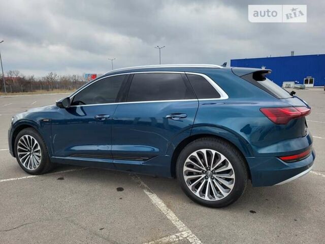 Синий Ауди E-Tron, объемом двигателя 0 л и пробегом 69 тыс. км за 35000 $, фото 54 на Automoto.ua