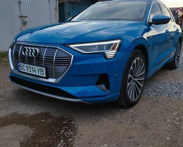Синий Ауди E-Tron, объемом двигателя 0 л и пробегом 26 тыс. км за 34000 $, фото 1 на Automoto.ua