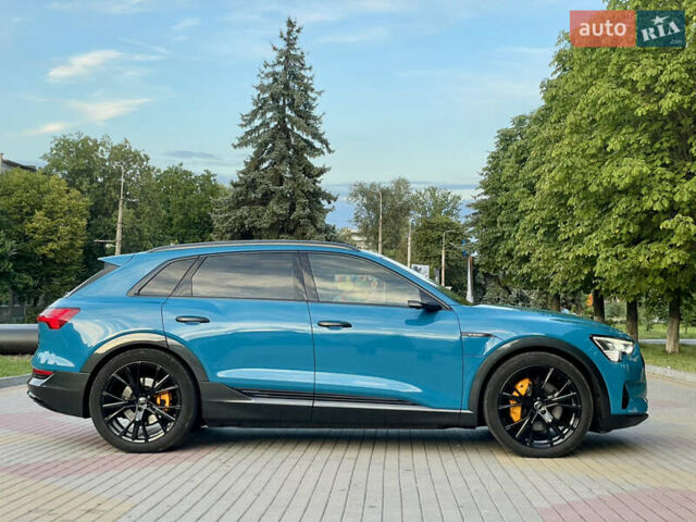 Синий Ауди E-Tron, объемом двигателя 0 л и пробегом 49 тыс. км за 35490 $, фото 5 на Automoto.ua