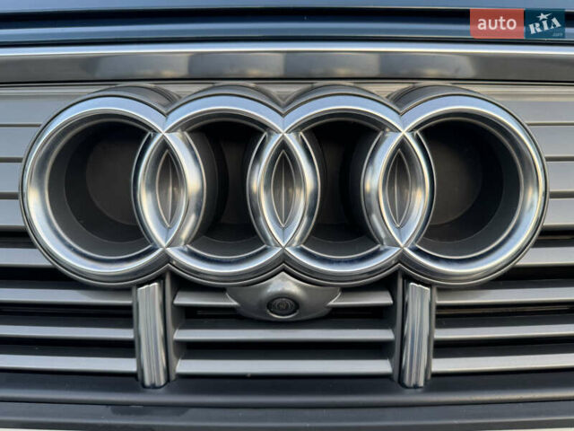 Синий Ауди E-Tron, объемом двигателя 0 л и пробегом 130 тыс. км за 28999 $, фото 22 на Automoto.ua