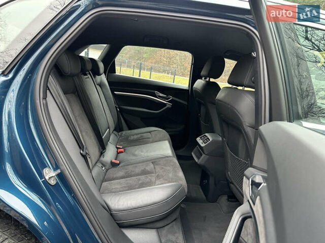 Синій Ауді E-Tron, об'ємом двигуна 0 л та пробігом 165 тис. км за 25900 $, фото 50 на Automoto.ua