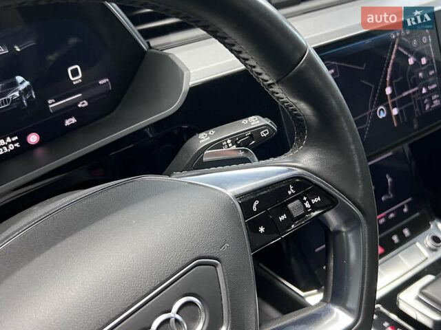 Синий Ауди E-Tron, объемом двигателя 0 л и пробегом 299 тыс. км за 23490 $, фото 45 на Automoto.ua