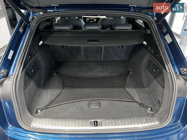 Синий Ауди E-Tron, объемом двигателя 0 л и пробегом 299 тыс. км за 23490 $, фото 75 на Automoto.ua