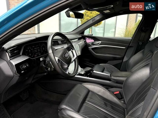 Синий Ауди E-Tron, объемом двигателя 0 л и пробегом 119 тыс. км за 29990 $, фото 28 на Automoto.ua