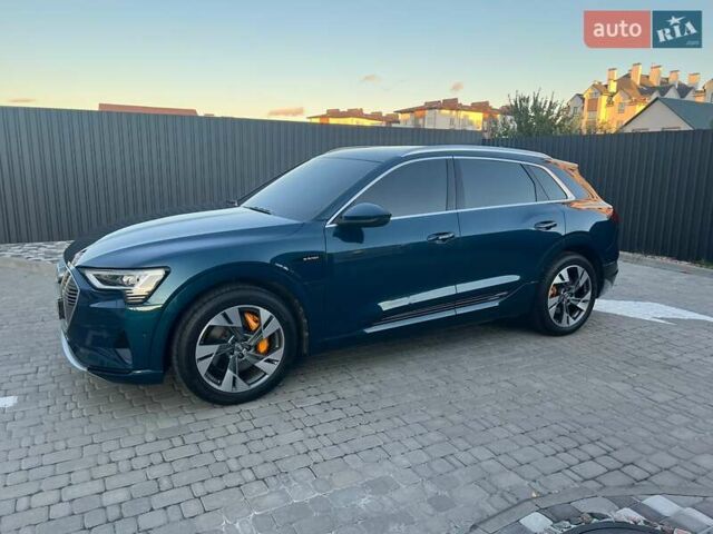 Синий Ауди E-Tron, объемом двигателя 0 л и пробегом 76 тыс. км за 34000 $, фото 4 на Automoto.ua