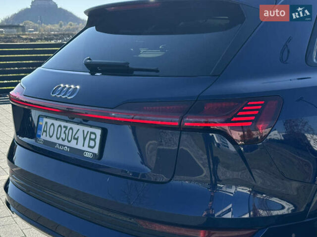 Синий Ауди E-Tron, объемом двигателя 0 л и пробегом 133 тыс. км за 23900 $, фото 32 на Automoto.ua