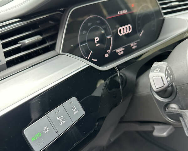 Синій Ауді E-Tron, об'ємом двигуна 0 л та пробігом 165 тис. км за 25900 $, фото 39 на Automoto.ua