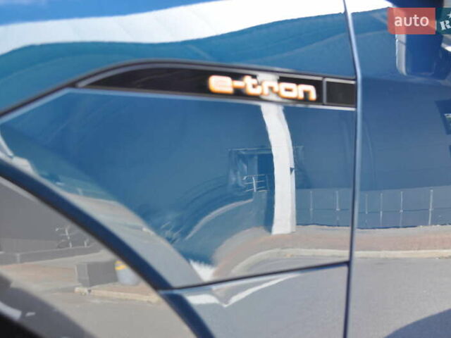 Синий Ауди E-Tron, объемом двигателя 0 л и пробегом 79 тыс. км за 34000 $, фото 20 на Automoto.ua