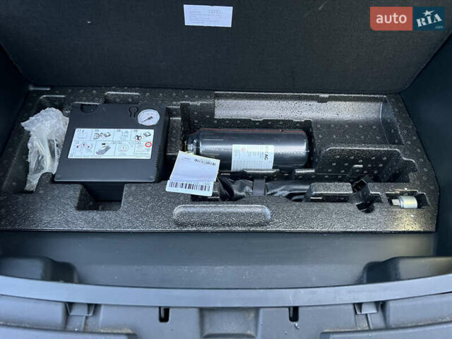 Синій Ауді E-Tron, об'ємом двигуна 0 л та пробігом 135 тис. км за 25800 $, фото 89 на Automoto.ua